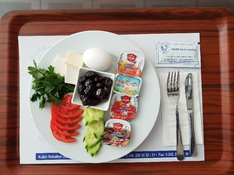 Berrak Su Hotel Antalya Eksteriør billede