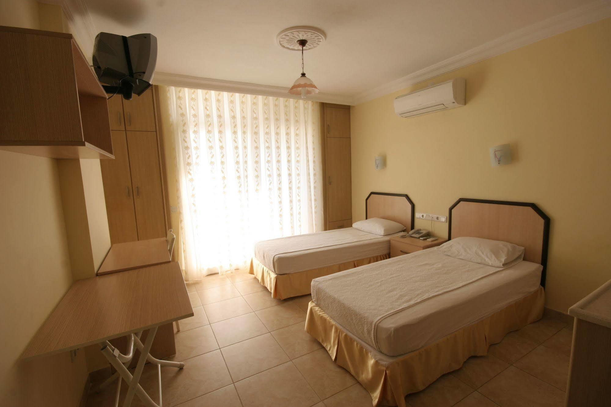 Berrak Su Hotel Antalya Eksteriør billede