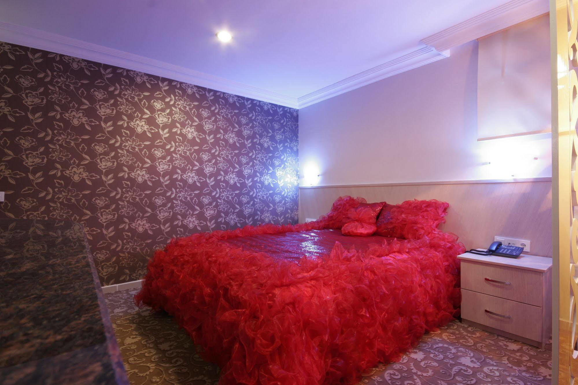 Berrak Su Hotel Antalya Eksteriør billede