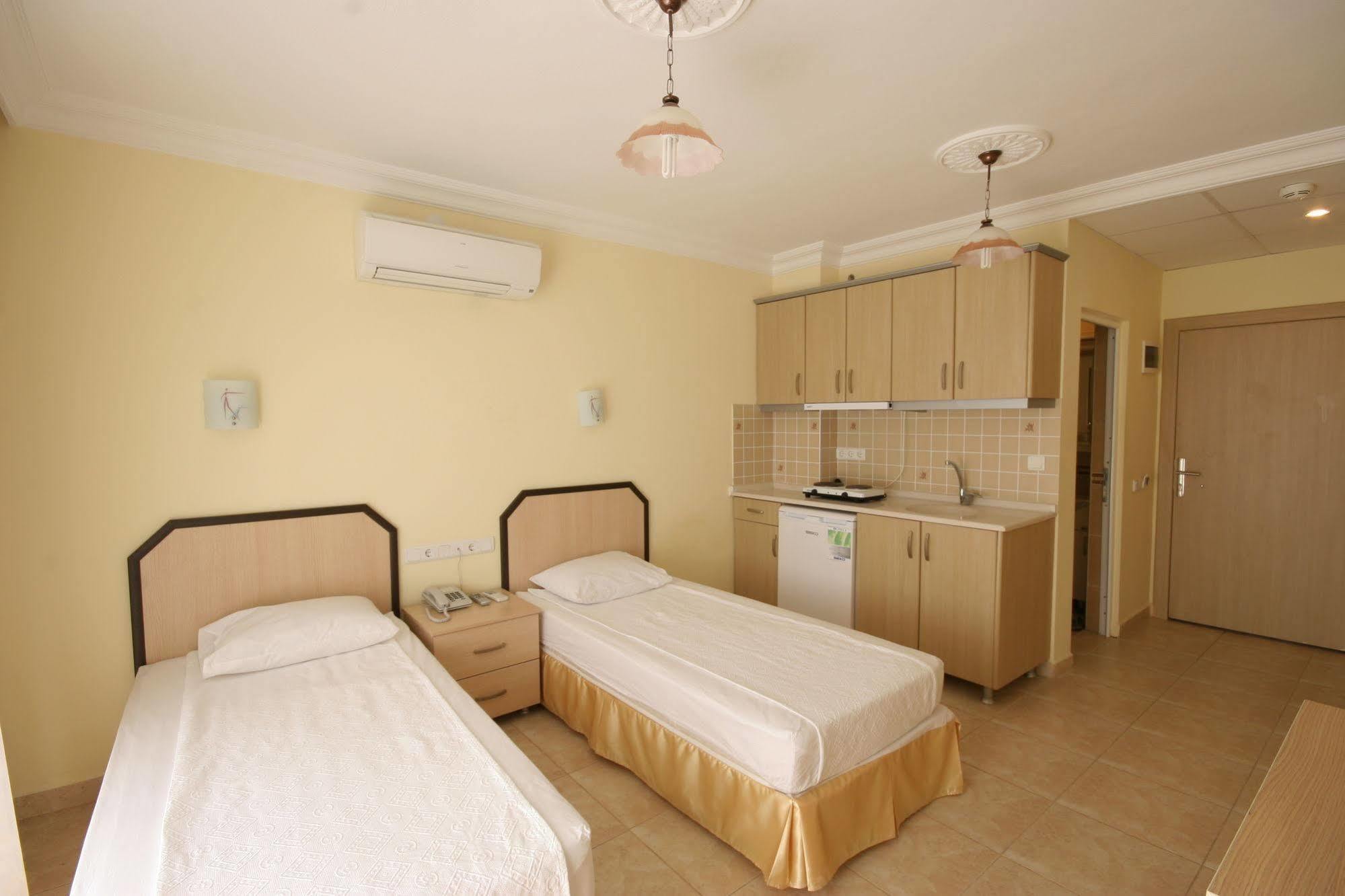 Berrak Su Hotel Antalya Eksteriør billede